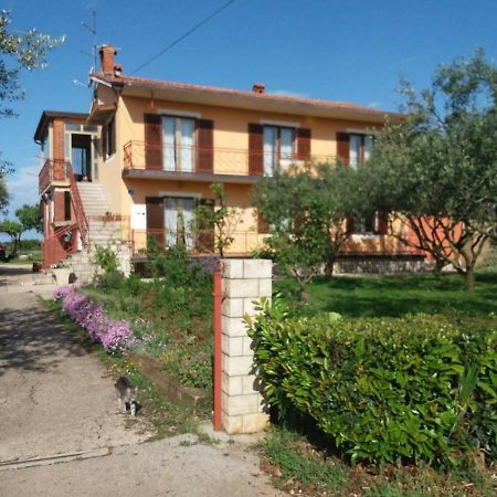 Apartman Dea Crveni Vrh Extérieur photo
